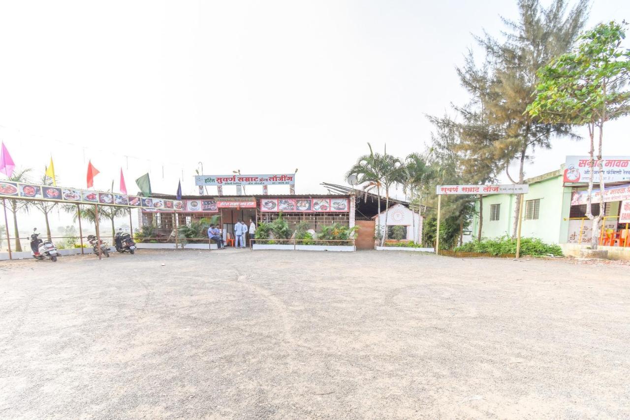 Spot On 65135 Hotel Suvarna Samrat Lodge Khamshet Exterior photo